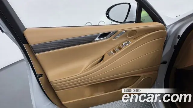 Genesis G80 2025 — Photo 13/35