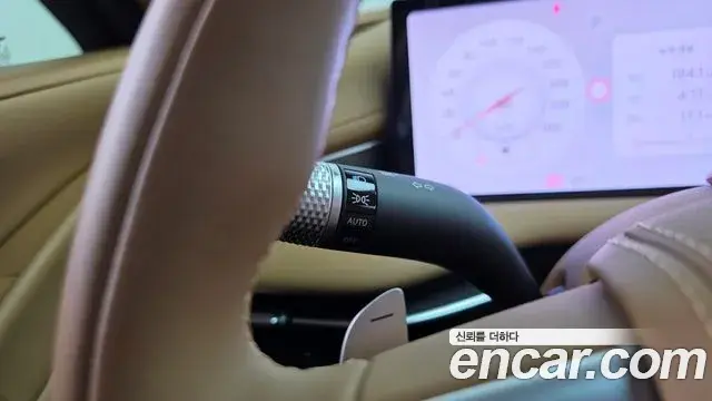 Genesis G80 2025 — Photo 24/35