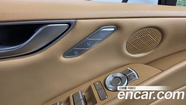 Genesis G80 2025 — Photo 30/35