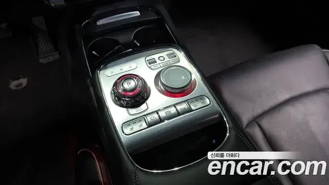 Genesis G90 2022 — Şəkil 30/34
