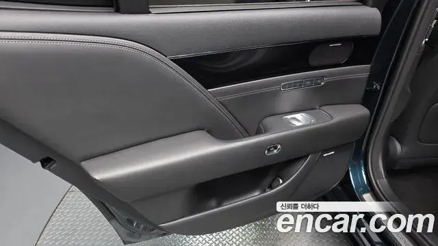 Genesis G90 2022 — Şəkil 16/34