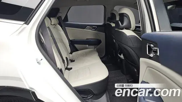 Kia Sportage 2024 — Фото 11/20