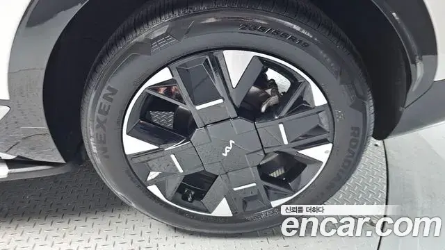Kia Sportage 2024 — Şəkil 23/36