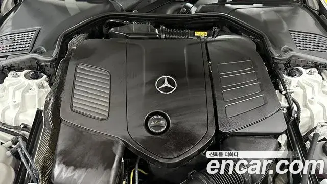 Mercedes-Benz C-Class 2026 — ფოტო 5/20
