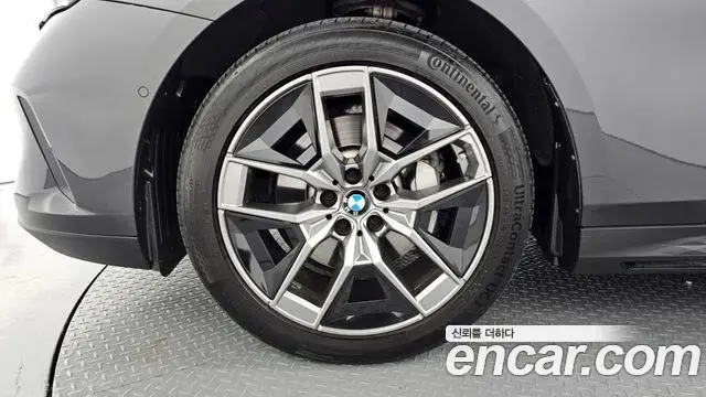 BMW 5 Series 2023 — Фото 5/20