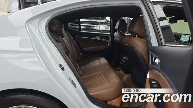 Genesis G70 2019 — Şəkil 6/20
