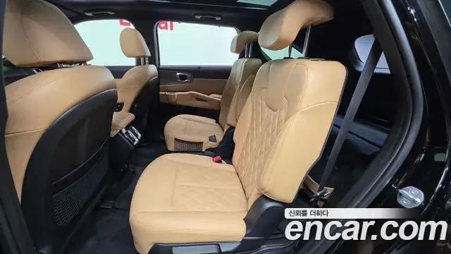 Kia Sorento 2022 — Фото 12/20