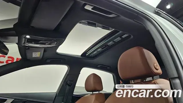 Audi A4 2022 — ფოტო 19/35