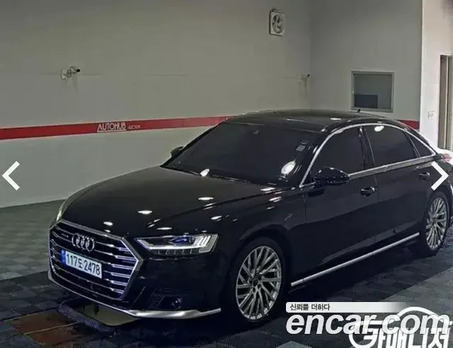 Audi A8 2021 — Фото 18/18