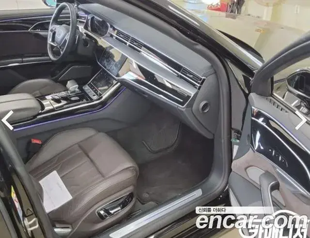 Audi A8 2021 — Фото 10/18
