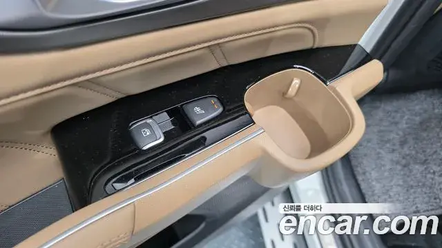 Kia Sorento 2025 — Şəkil 12/35