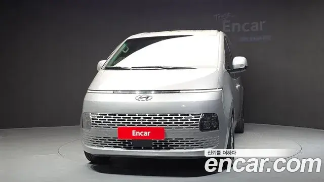 Hyundai Staria 2023 — Şəkil 8/20