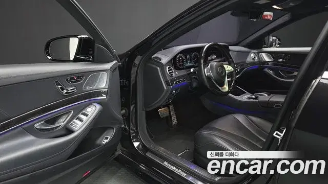 Mercedes-Benz S-Class 2018 — Фото 10/20