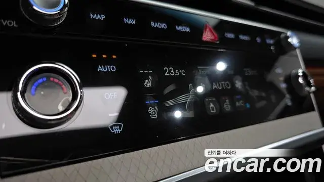 Genesis GV80 2024 — Şəkil 30/41