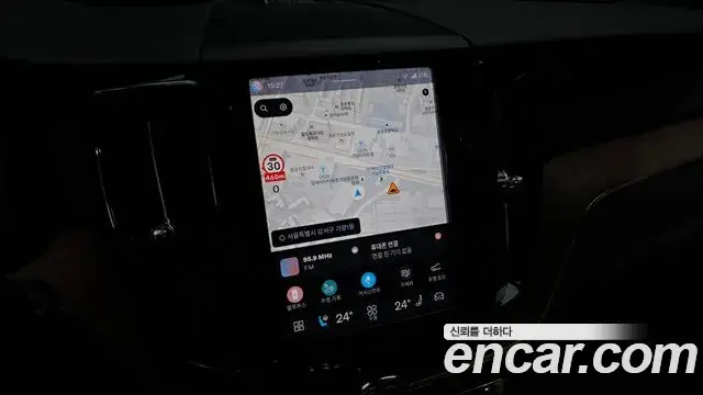 Volvo XC60 2024 — Şəkil 11/36