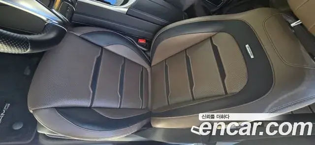 Mercedes-Benz G-Class 2021 — Photo 10/20