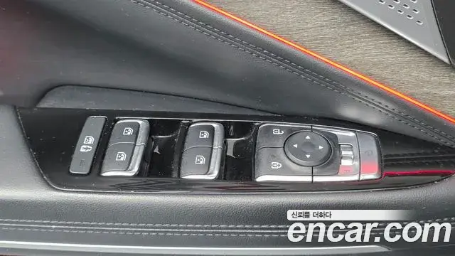 Kia K8 2022 — Photo 12/20
