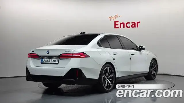 BMW 5 Series 2025 — Фото 2/20