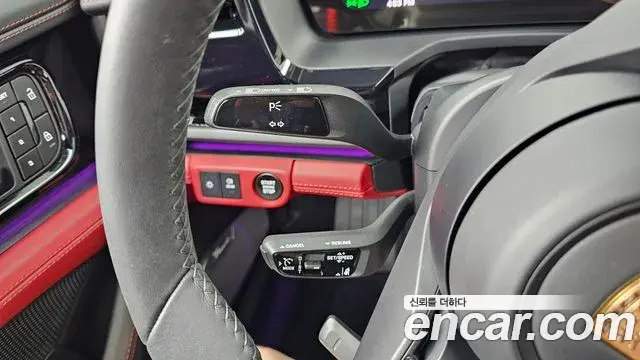 Porsche Panamera 2025 — Photo 8/34