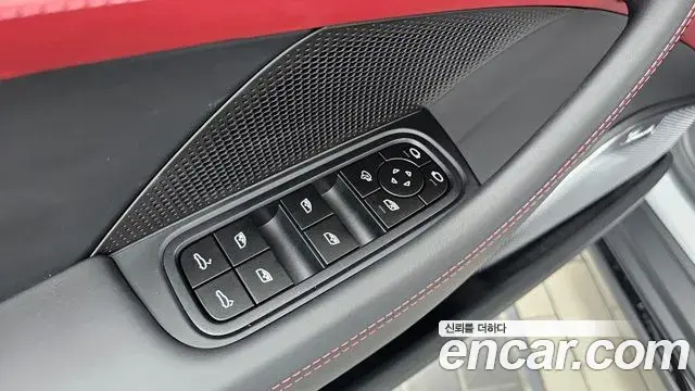 Porsche Panamera 2025 — Photo 31/34