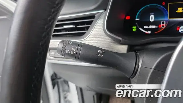 Renault Samsung XM3 2022 — ფოტო 2/33