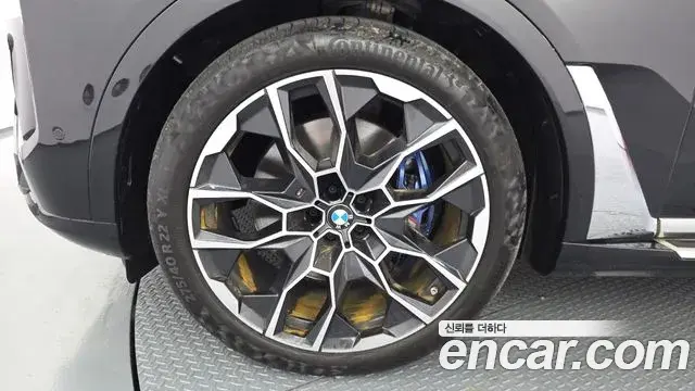 BMW X7 2025 — ფოტო 17/33