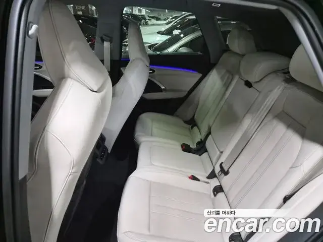 Audi Q5 2025 — Photo 11/20