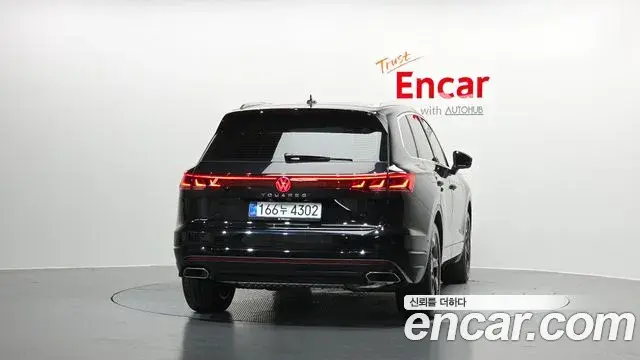 Volkswagen Touareg 2025 — Şəkil 25/34