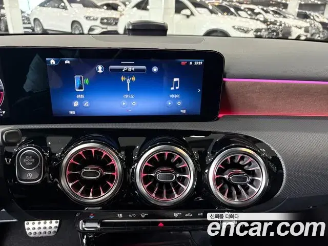 Mercedes-Benz A-Class 2026 — Фото 14/16