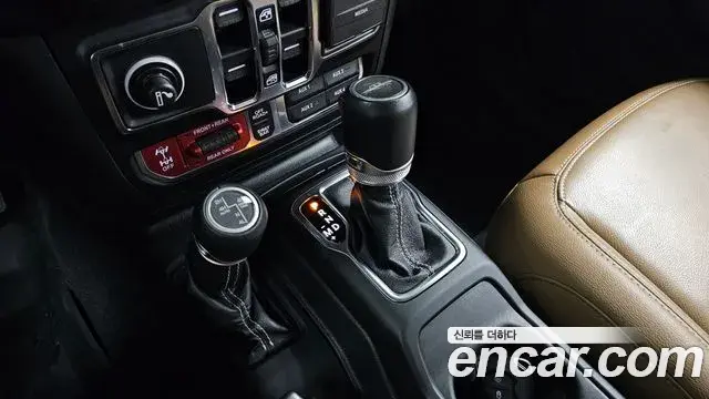 Jeep Gladiator 2021 — Şəkil 9/20
