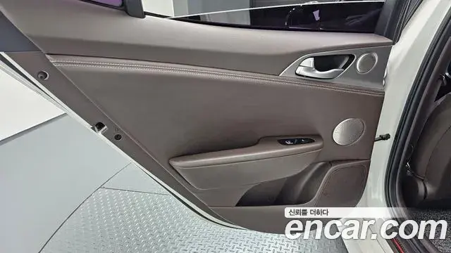 Kia Stinger 2018 — Şəkil 4/34