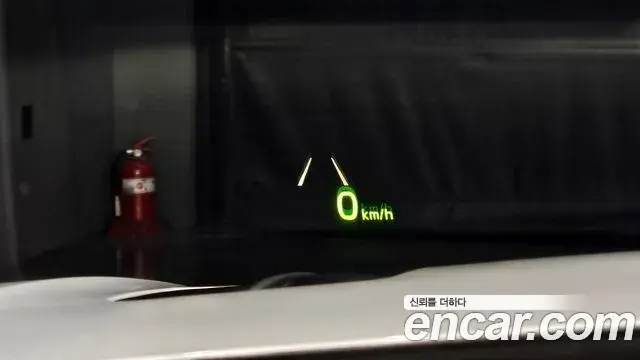 Kia Stinger 2018 — Şəkil 13/34