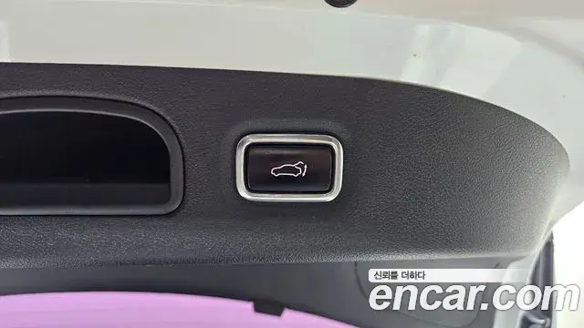 Kia Stinger 2018 — Şəkil 26/34