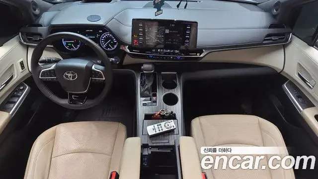Toyota Sienna 2023 — Photo 11/20