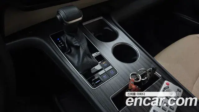 Toyota Sienna 2023 — Photo 14/20