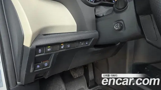Toyota Sienna 2023 — Photo 4/20