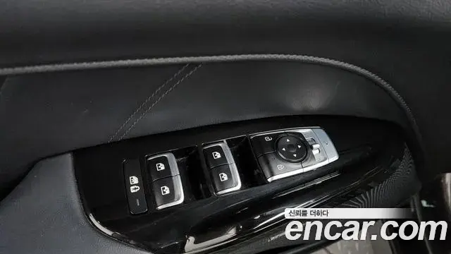 Kia K5 2023 — Photo 14/33