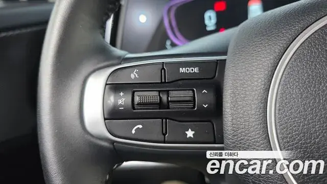Kia Sportage 2023 — Фото 14/20