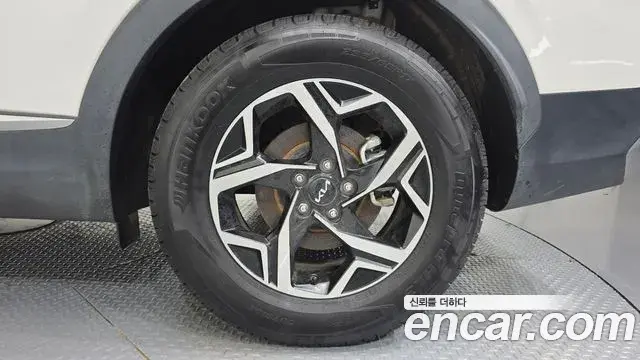 Kia Sportage 2023 — Şəkil 5/30