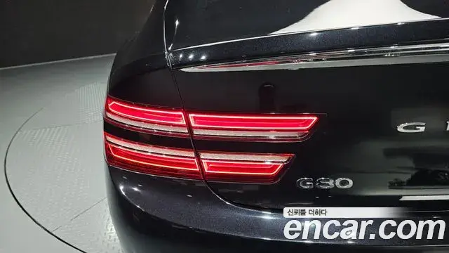 Genesis G80 2020 — Photo 30/34