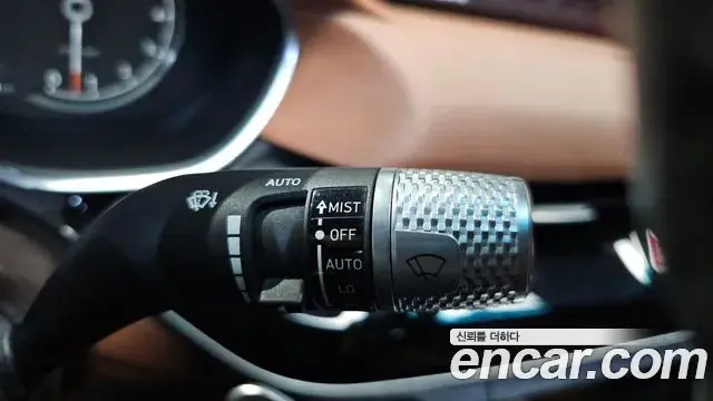 Genesis G80 2020 — Photo 28/34