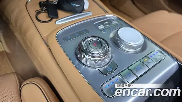 Genesis G90 2022 — Photo 30/34