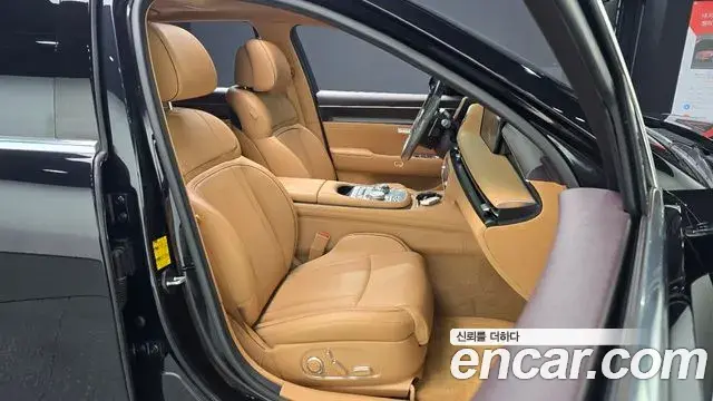 Genesis G90 2022 — Photo 32/34