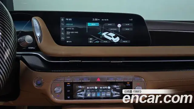 Genesis G90 2022 — Photo 23/34
