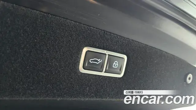 Genesis G90 2022 — Photo 6/34