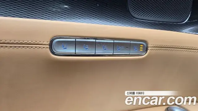 Genesis G90 2022 — Photo 20/34