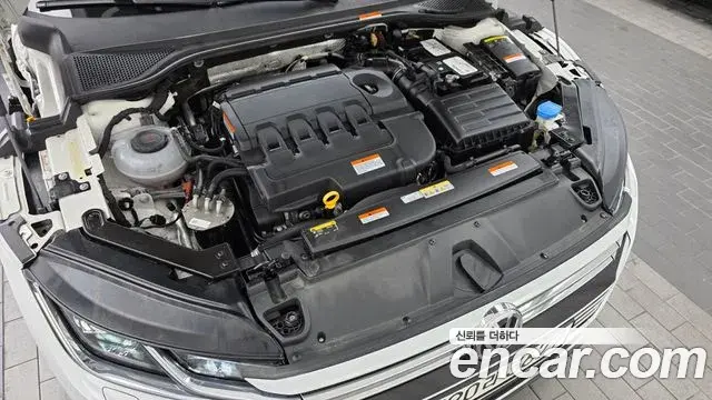 Volkswagen Arteon 2020 — ფოტო 26/33