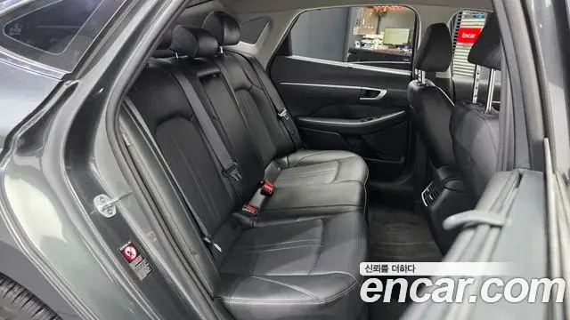 Hyundai Sonata 2019 — Фото 12/20