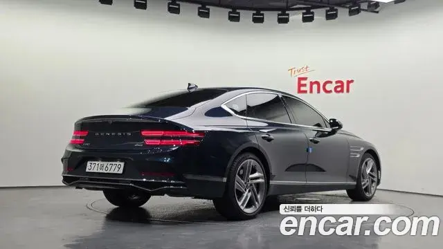 Genesis G80 2025 — ფოტო 8/20