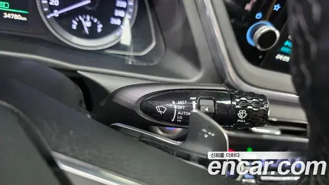 Hyundai Sonata Hybrid 2022 — Şəkil 18/31